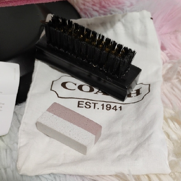 Authentic Coach Vintage Y2K Pink Suede Leather Mini Bag W Brush & Bags - Picture 3 of 15